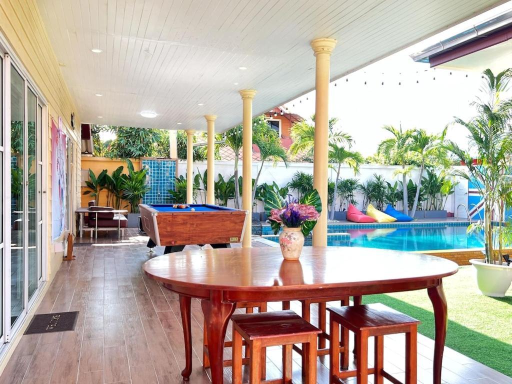 Mantra Pattaya Pool Villa With Jacuzzi In Pattaya-Pet-Friendly Jomtien Beach Exterior photo